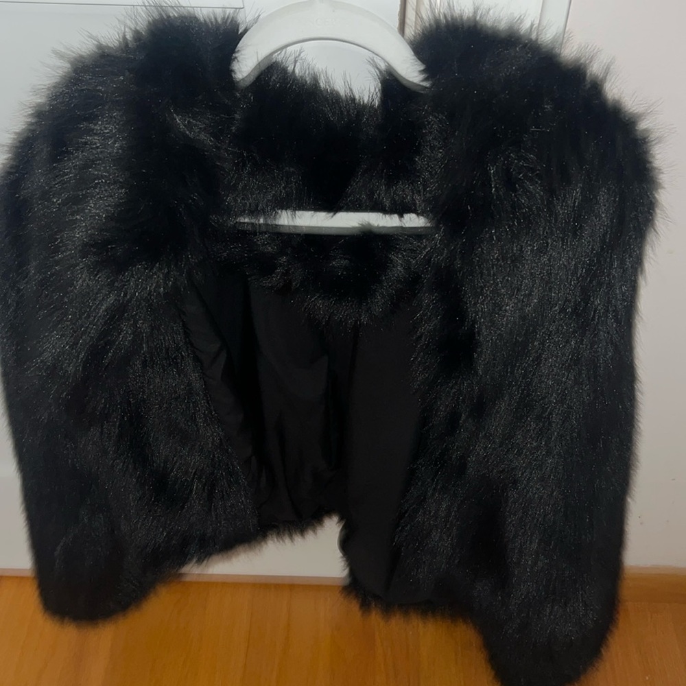 Commense Faux Fur Jacket